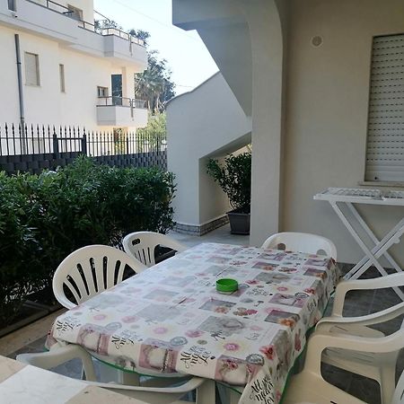 Residence Mare Azzurro Balestrate Esterno foto