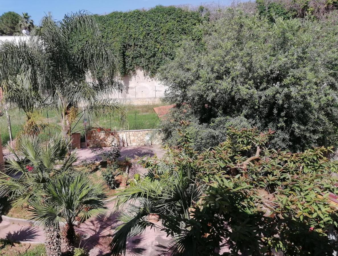 Residence Mare Azzurro Balestrate Esterno foto