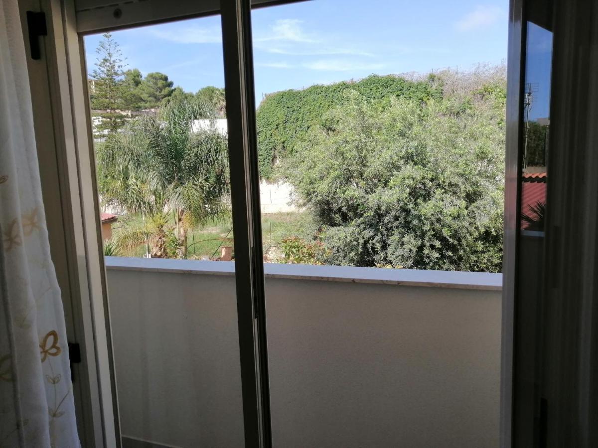 Residence Mare Azzurro Balestrate Esterno foto